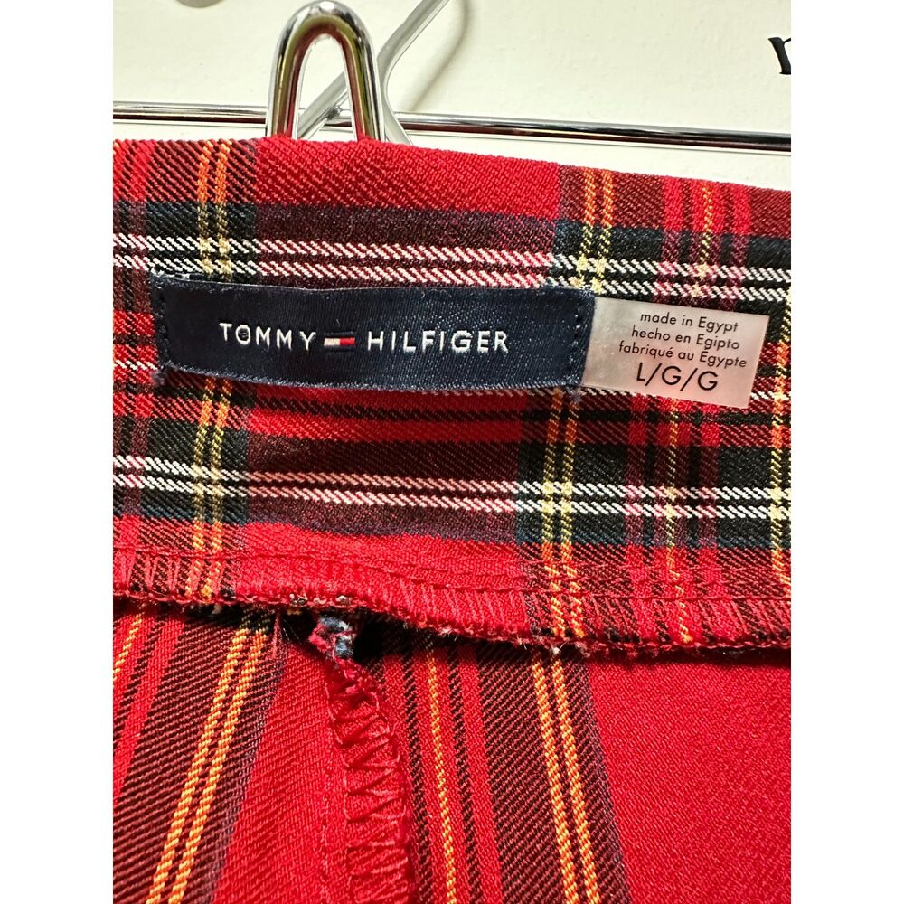 Tommy Hilfiger Red Tartan Plaid Pull On Pants Gold TH Logo Charm Large